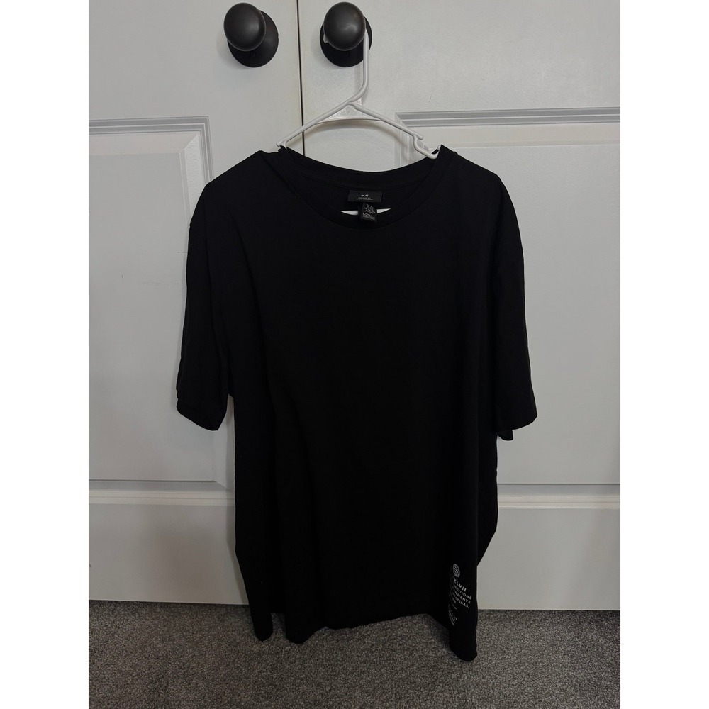 HM Mens XXL Black Short Sleeve Regular Fit CoolMax Graphic T-Shirt